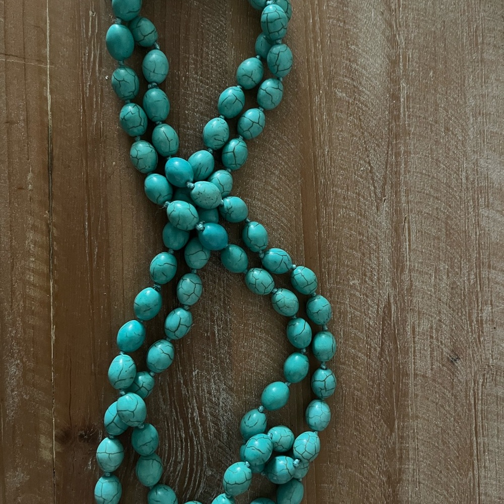 Turquoise Beaded Necklace